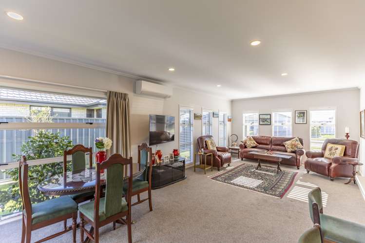 19 Drake Crescent Awatoto_8