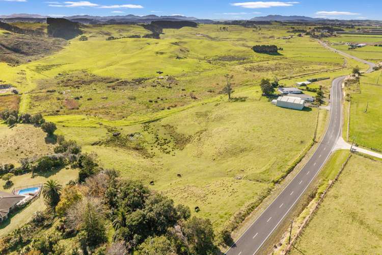402 Baylys Coast Road Dargaville_6