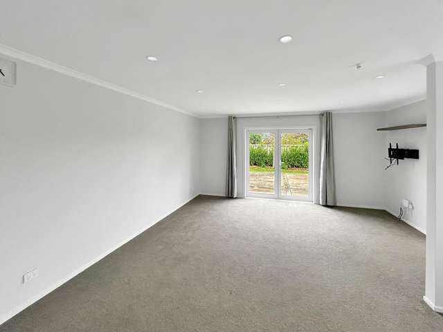 2 Old Orchard Road 10754_1