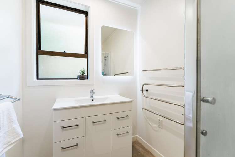 121 Barr Street Kenmure_14