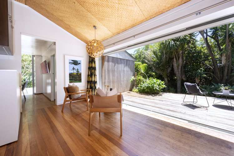 34 Karekare Road Karekare_9