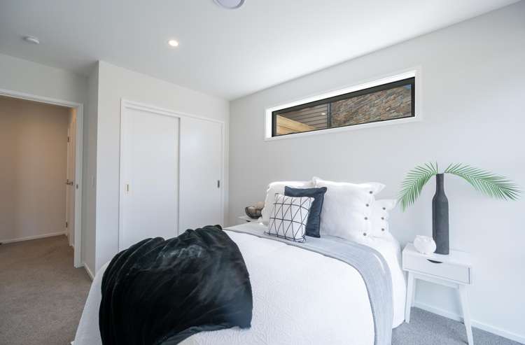 7 Hill Tops Way Stoke_16