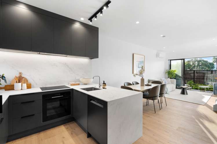 11/11 Western Springs Road_0