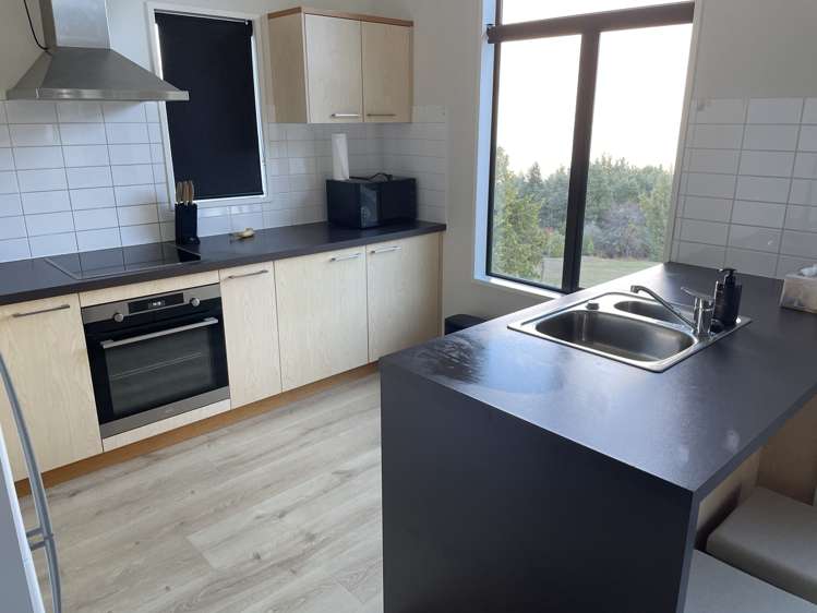 12/8 McKerrow Place Sunshine Bay_4