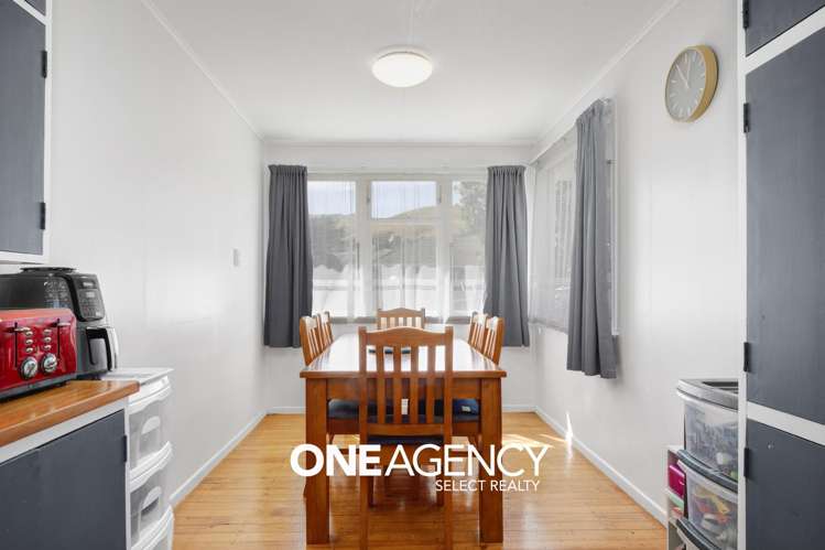 101 Waihora Crescent Waitangirua_7