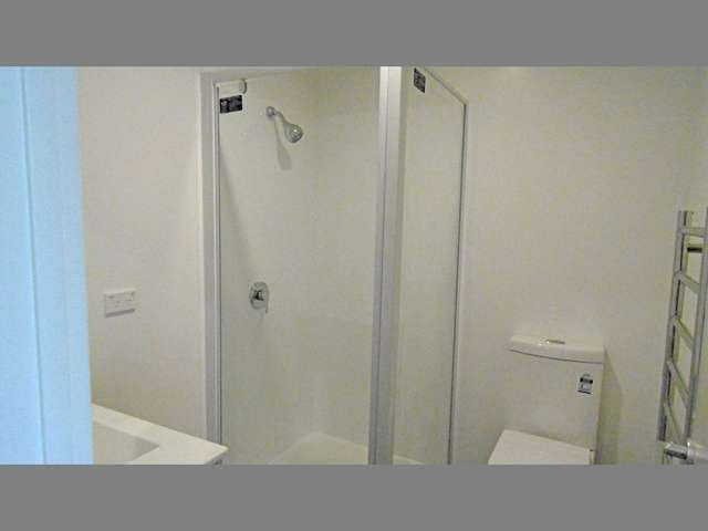 215/19 Charles St 10695_4