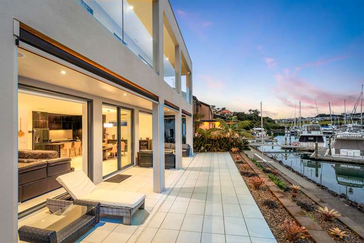 36 Rue Damarres Gulf Harbour_38
