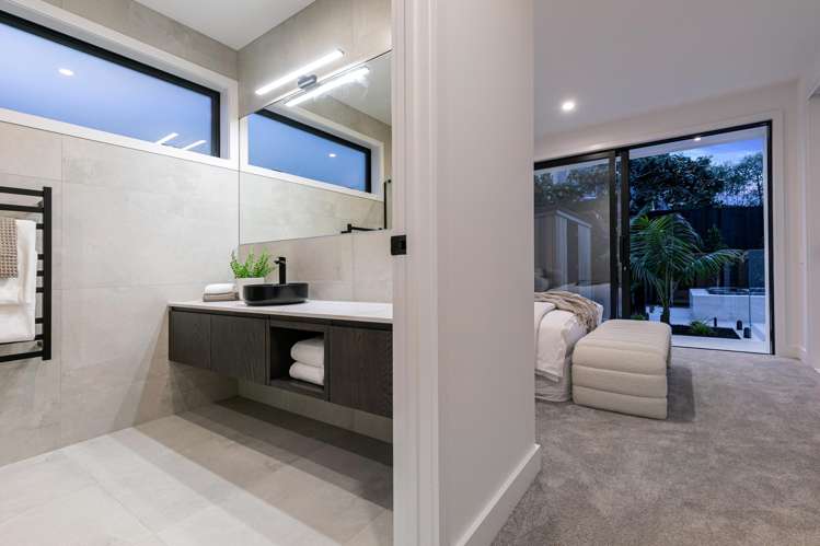 28A Roland Road Greenhithe_21