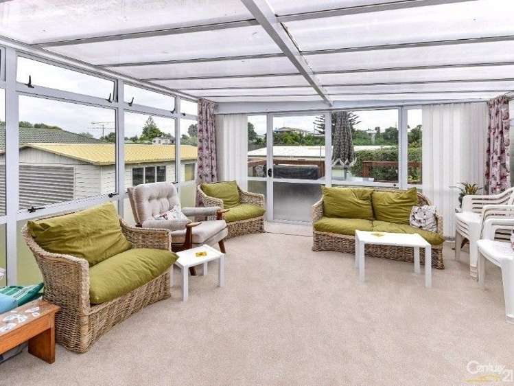 53 Beaumonts Way Manurewa_3