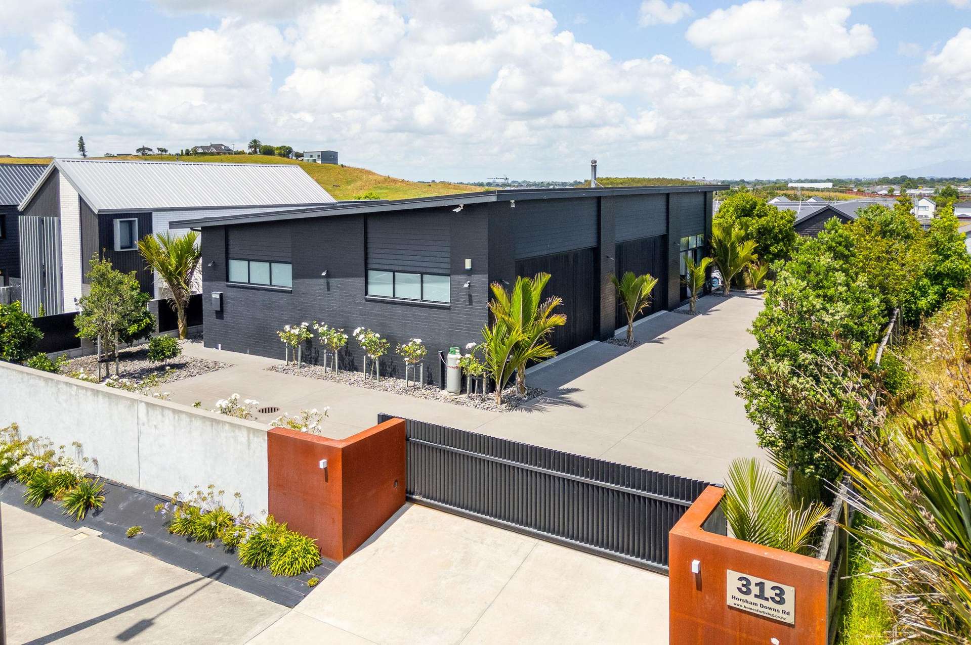 313 Horsham Downs Road Rototuna North_0