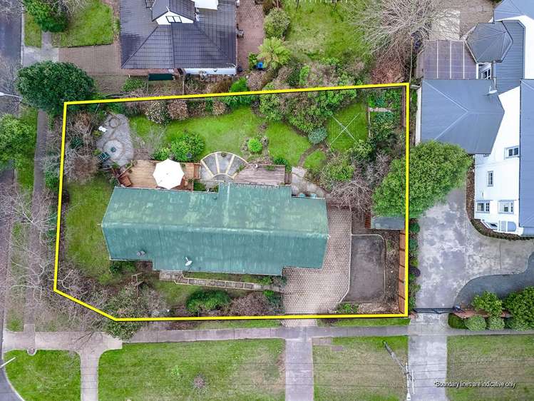 2 Marlowe Drive Leamington_23