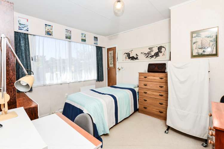 22 Amanda Avenue Dinsdale_7