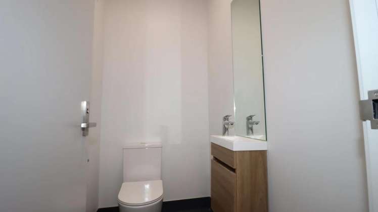 15F Timber Place Riverhead_7