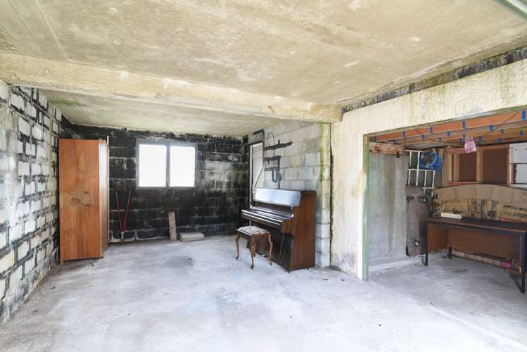 184 Highcliff Road Shiel Hill_11