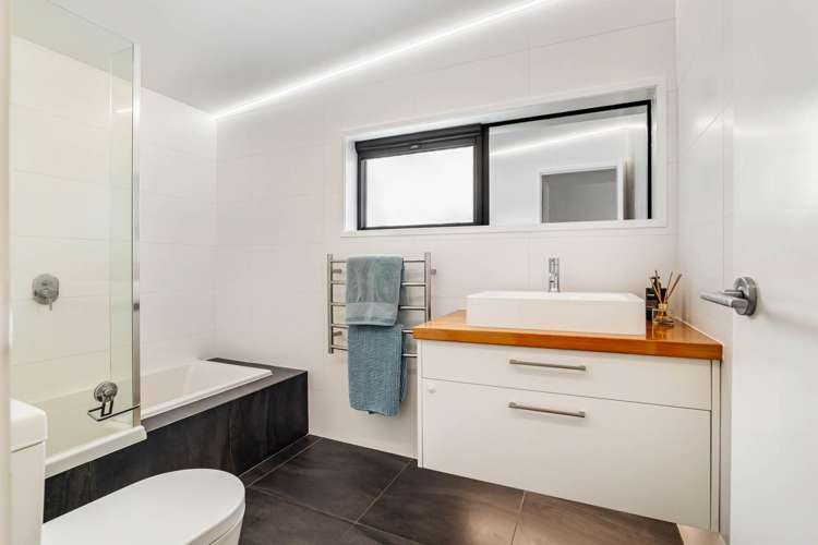 45 Langton Road Stanmore Bay_24