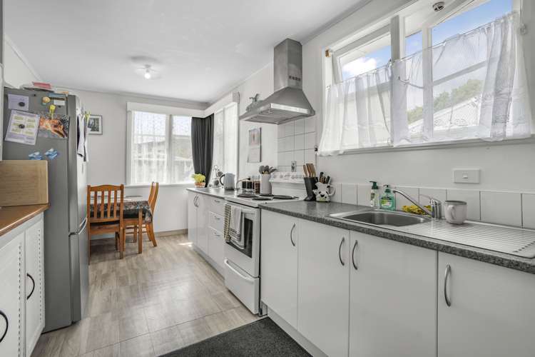 5 Rainey Grove Taita_5