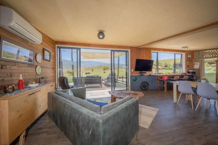 31 Highview Heights Waikerikeri_13