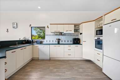 29 Pataua North Road_4