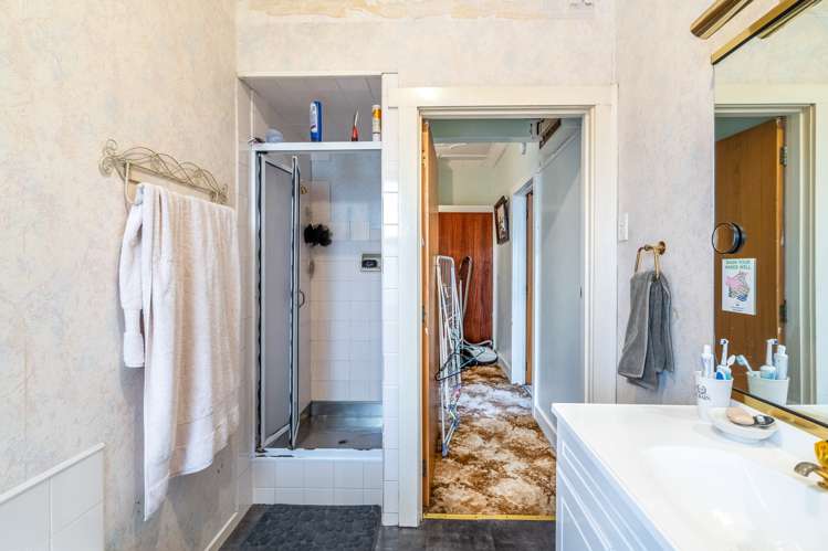 11 Coronation Street Strathern_14