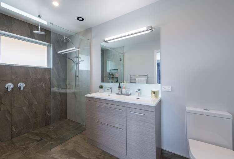 53 Galeo Road Redwood Valley_15