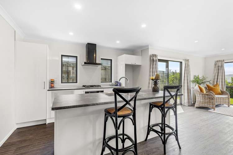 84 Endeavour Drive Whitby_8