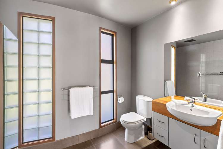 76 Boyle Street Kahurangi National Park_14