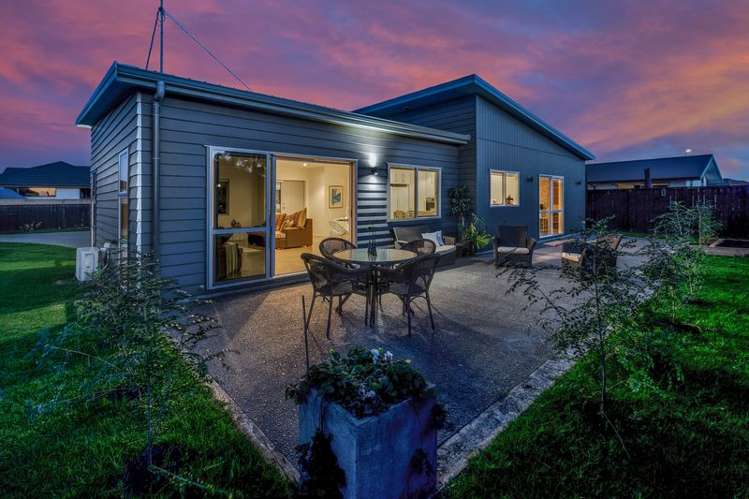 6 Lanyard Place One Tree Point_19