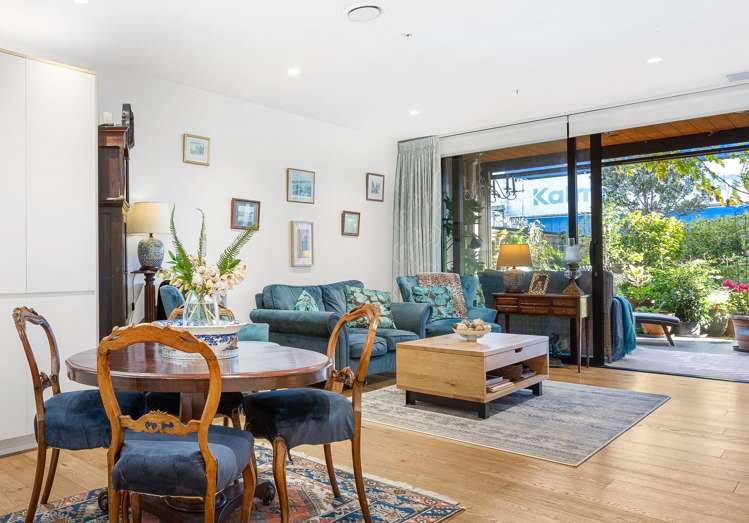 104/70 Victoria Street_4