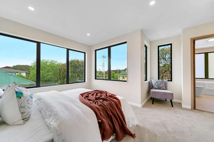 42 Church Road Mangere Bridge_13