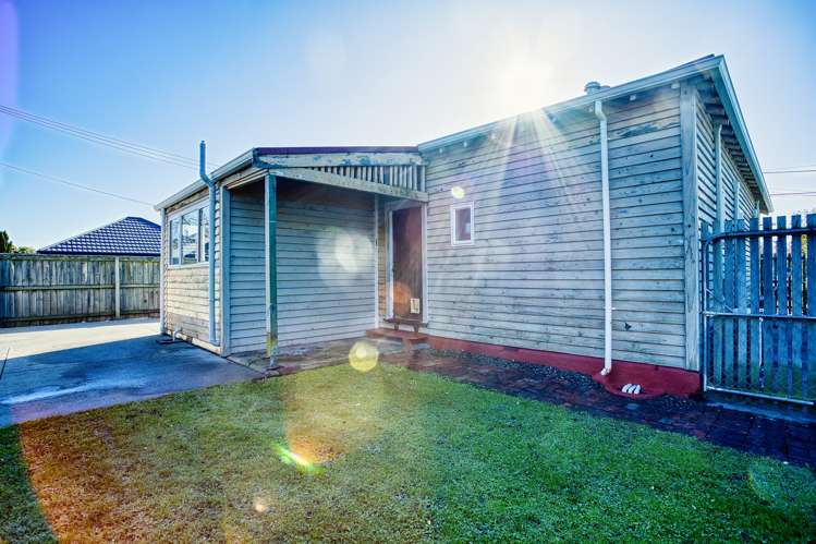 88 Wildberry Street Woolston_12