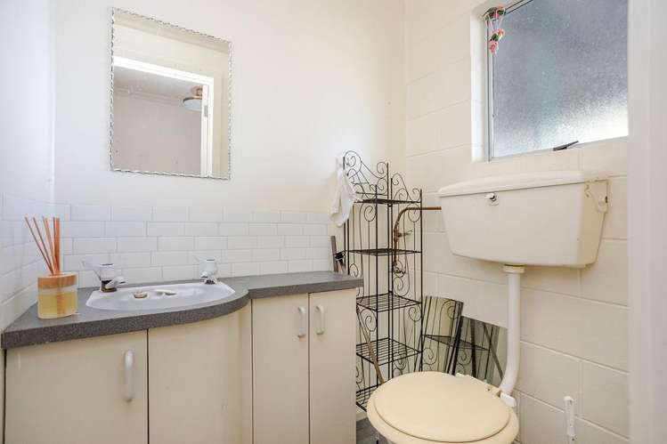 1 Carlson Street Dannevirke_19