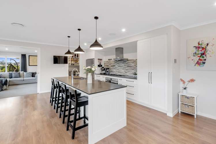 13 Otaota Way Flat Bush_9