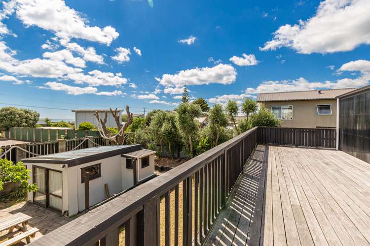 7 Costello Crescent Pukehina_18