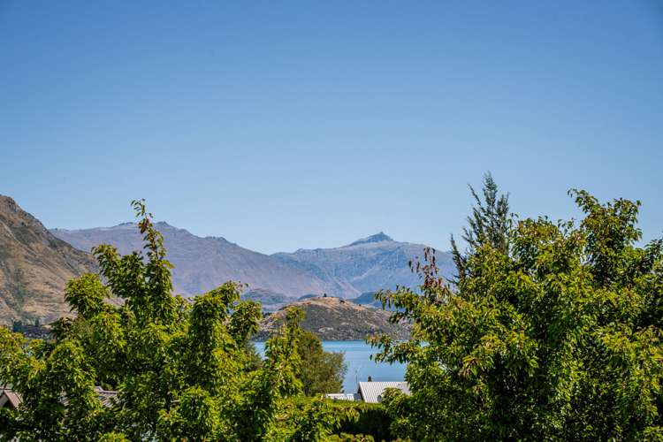 166b Beacon Point Road Wanaka_9