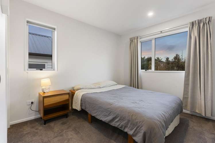 5C Quiet Street Te Atatu South_17