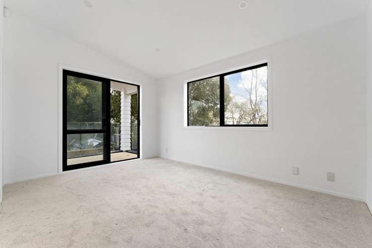 7/122 Archibald Road Kelston_2