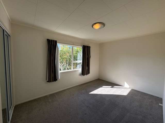 1/62 Stapleford Crescent Browns Bay_4