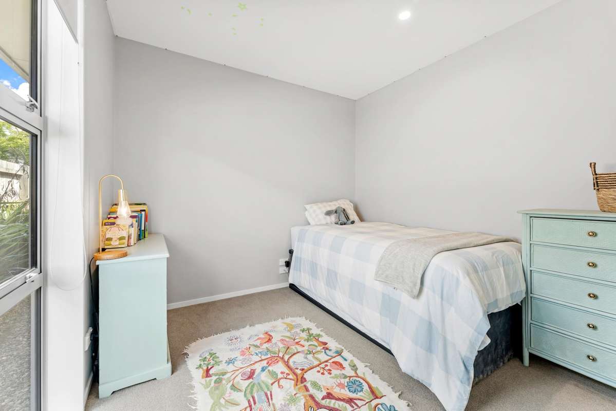 24 Fairwater Road_5