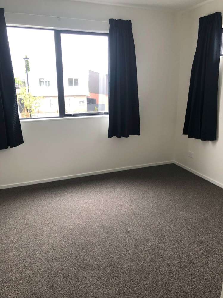 2/478 West Coast Road Glen Eden_10