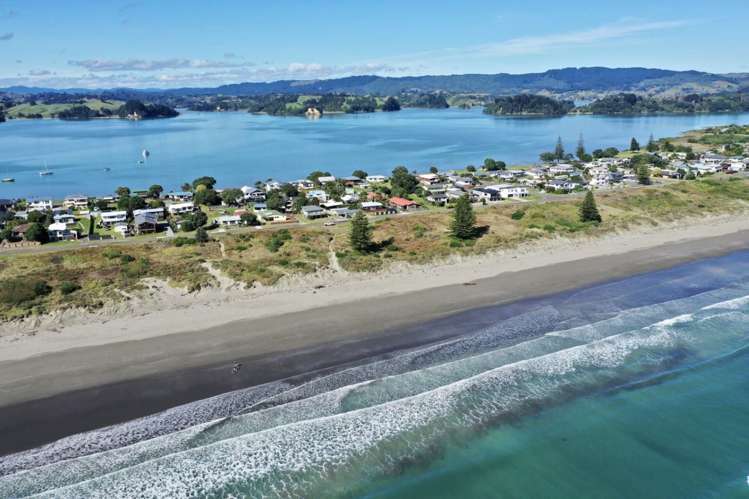 338 Ocean Road Ohope_29