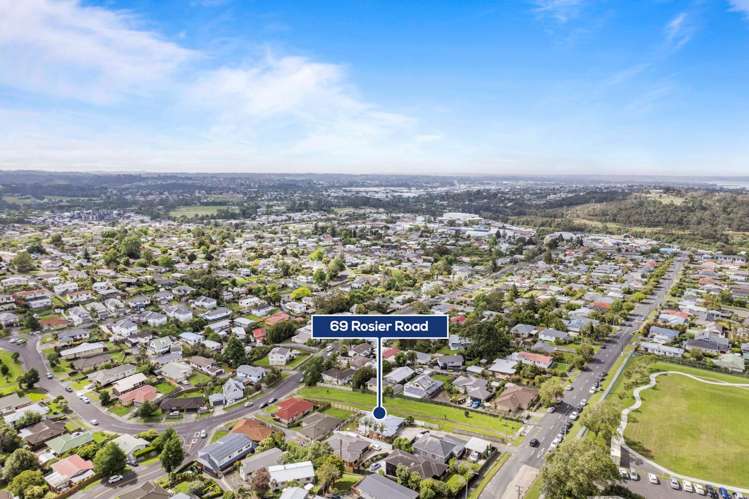69 Rosier Road Glen Eden_22