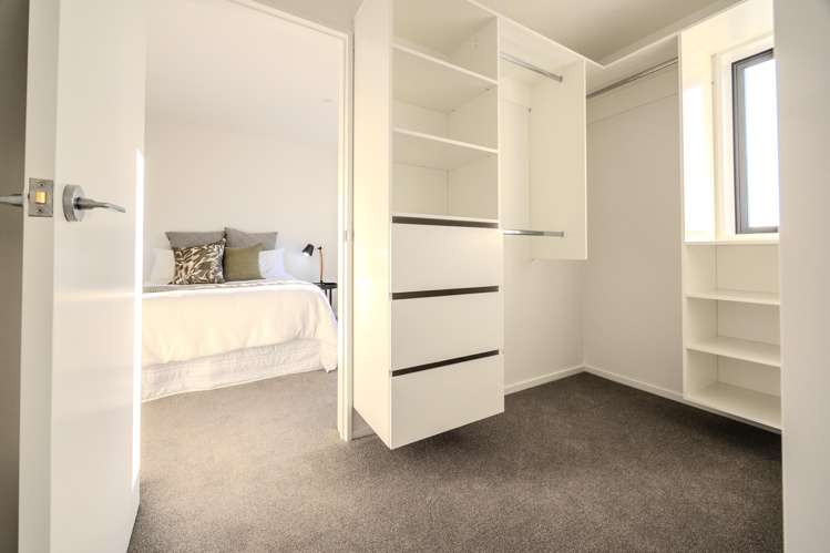 2/99 King Street Sydenham_23