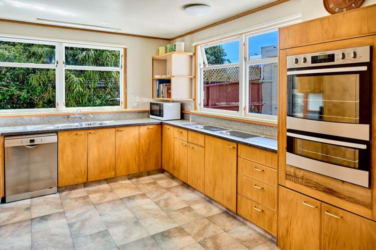 26 Steyne Avenue Plimmerton_5