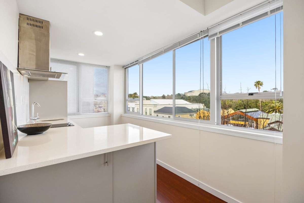 43/258 Parnell Road_2