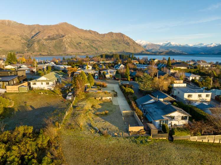 61 + 63 Totara Terrace Wanaka_1