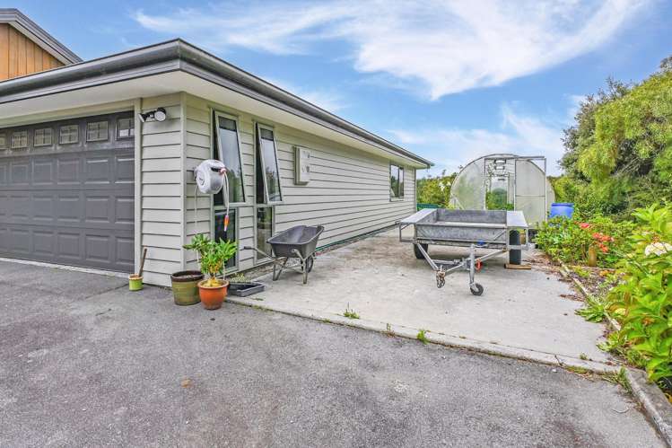 128 Brickfield Road Hokitika_22