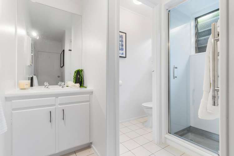 8/12 New Street Saint Marys Bay_9