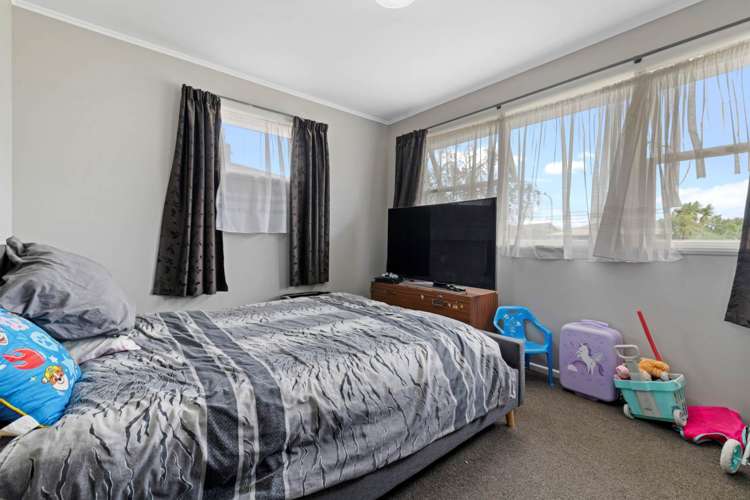 16 Tairere Crescent Rosehill_10