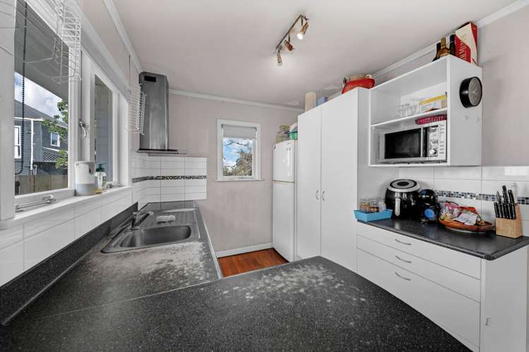 13 Kohiwi Road Manurewa_6