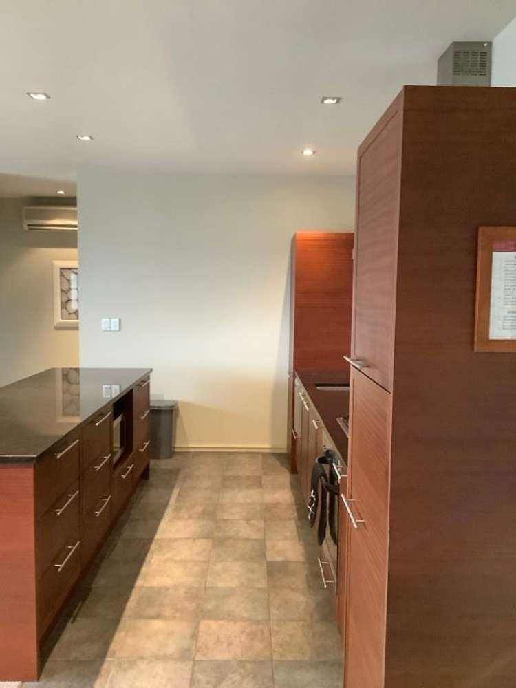 227 The Villas Windwhistle_2